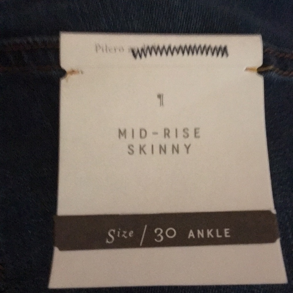 ANTHROPOLOGIE PILCRO MID RISE SKINNY JEANS 30 - Picture 7 of 7